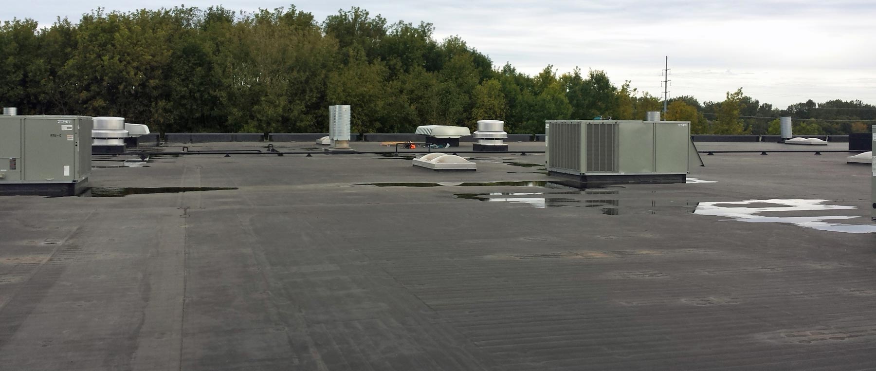 full adhered roofing system